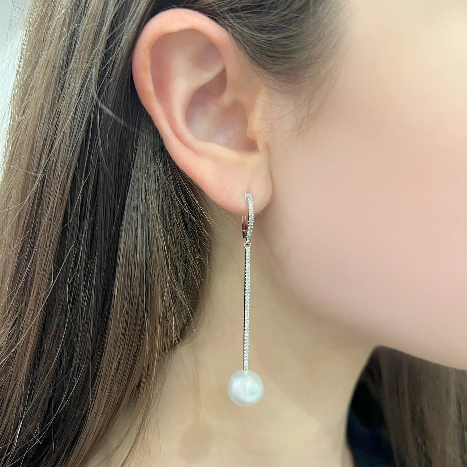 14K GOLD DIAMOND AND PEARL ZENDAYA EARRINGS