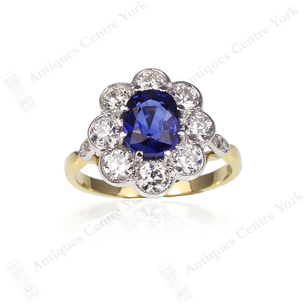 18ct Sapphire & Diamond Oval Cluster Ring