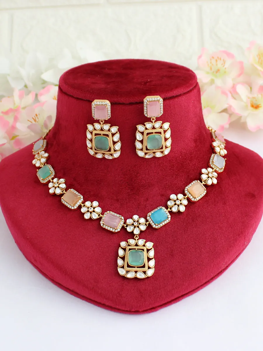 Amishi Necklace Set