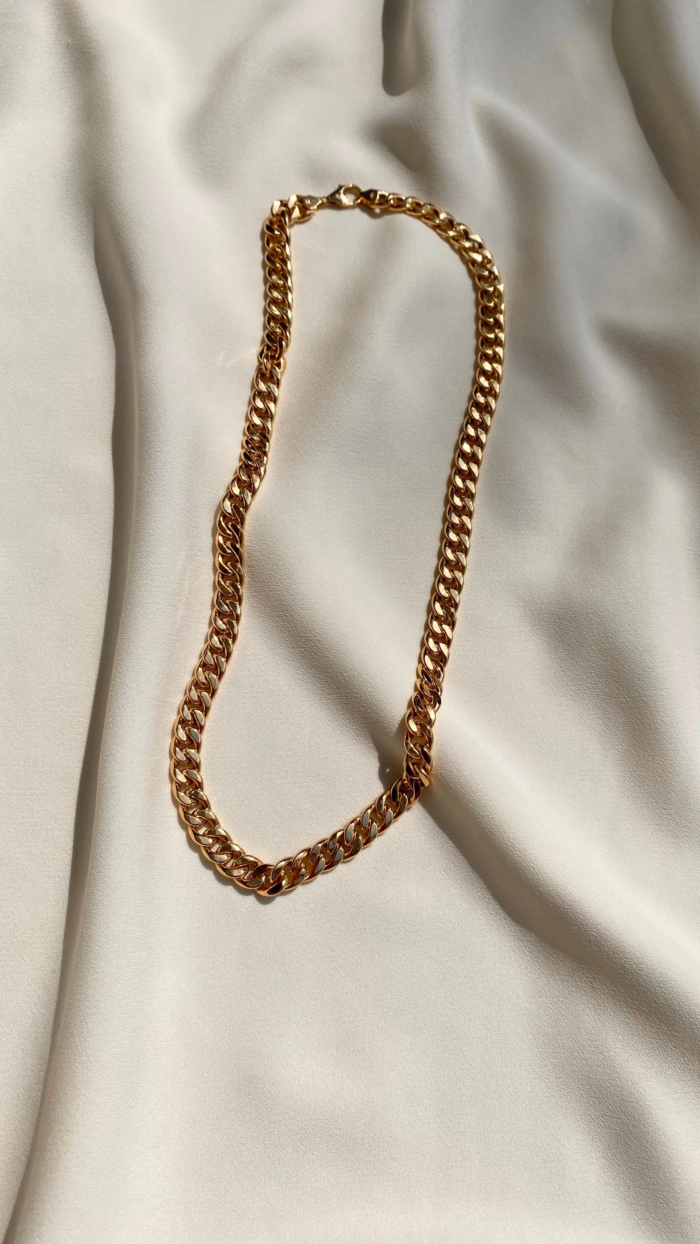 Amoury Necklace 18K Yellow Gold