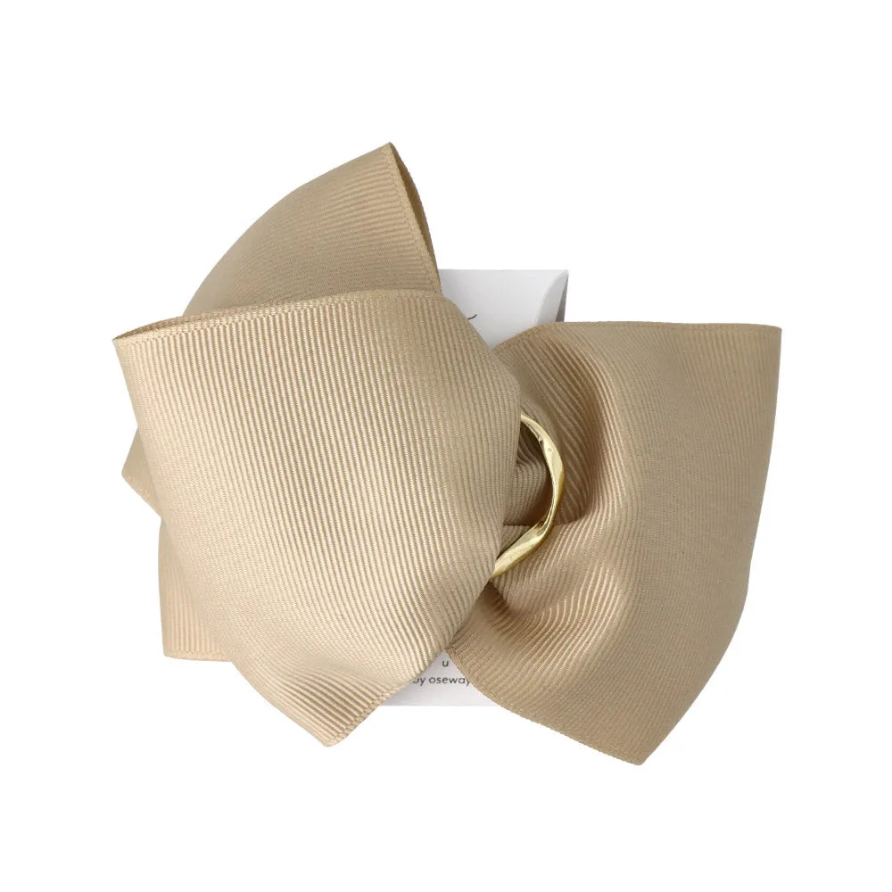 Asymmetrical Bow Pony Hook