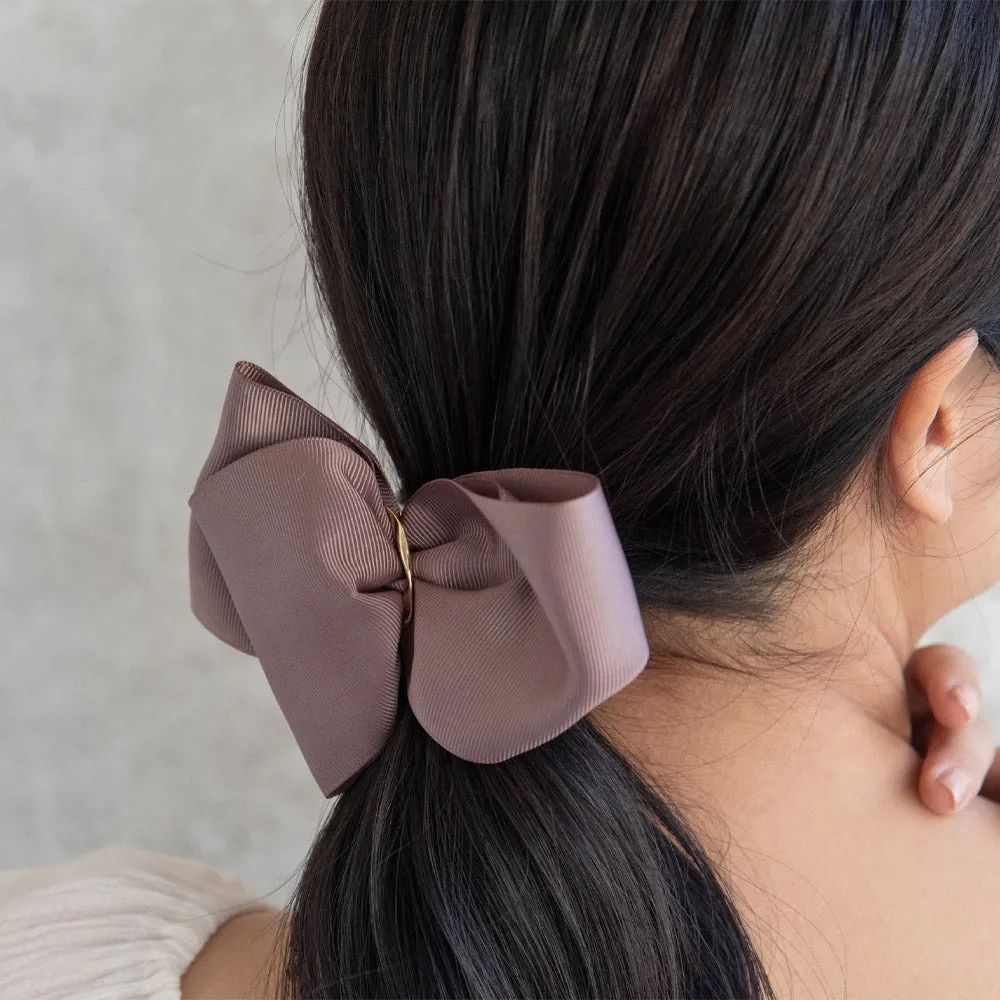 Asymmetrical Bow Pony Hook