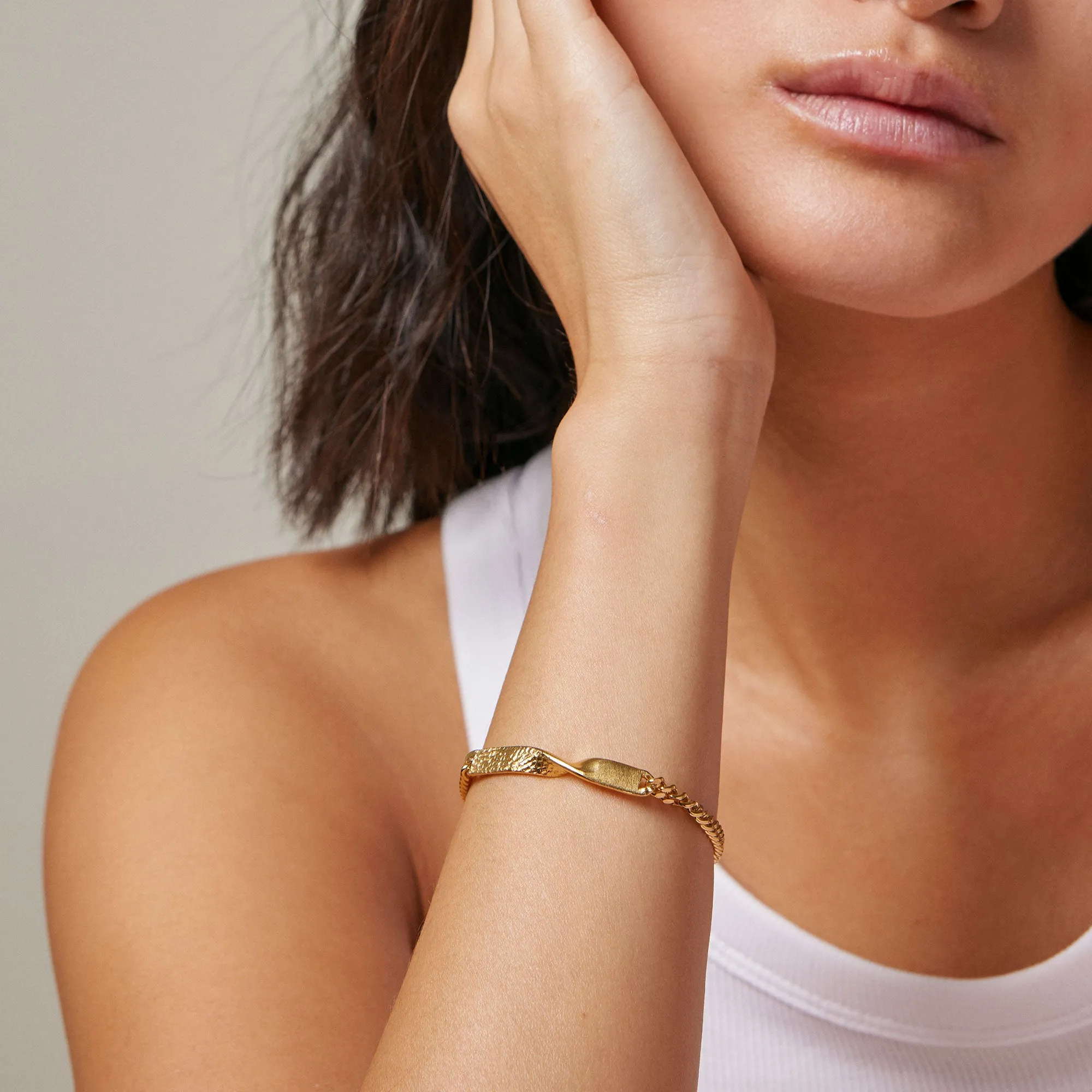 Bracelet, Nadia