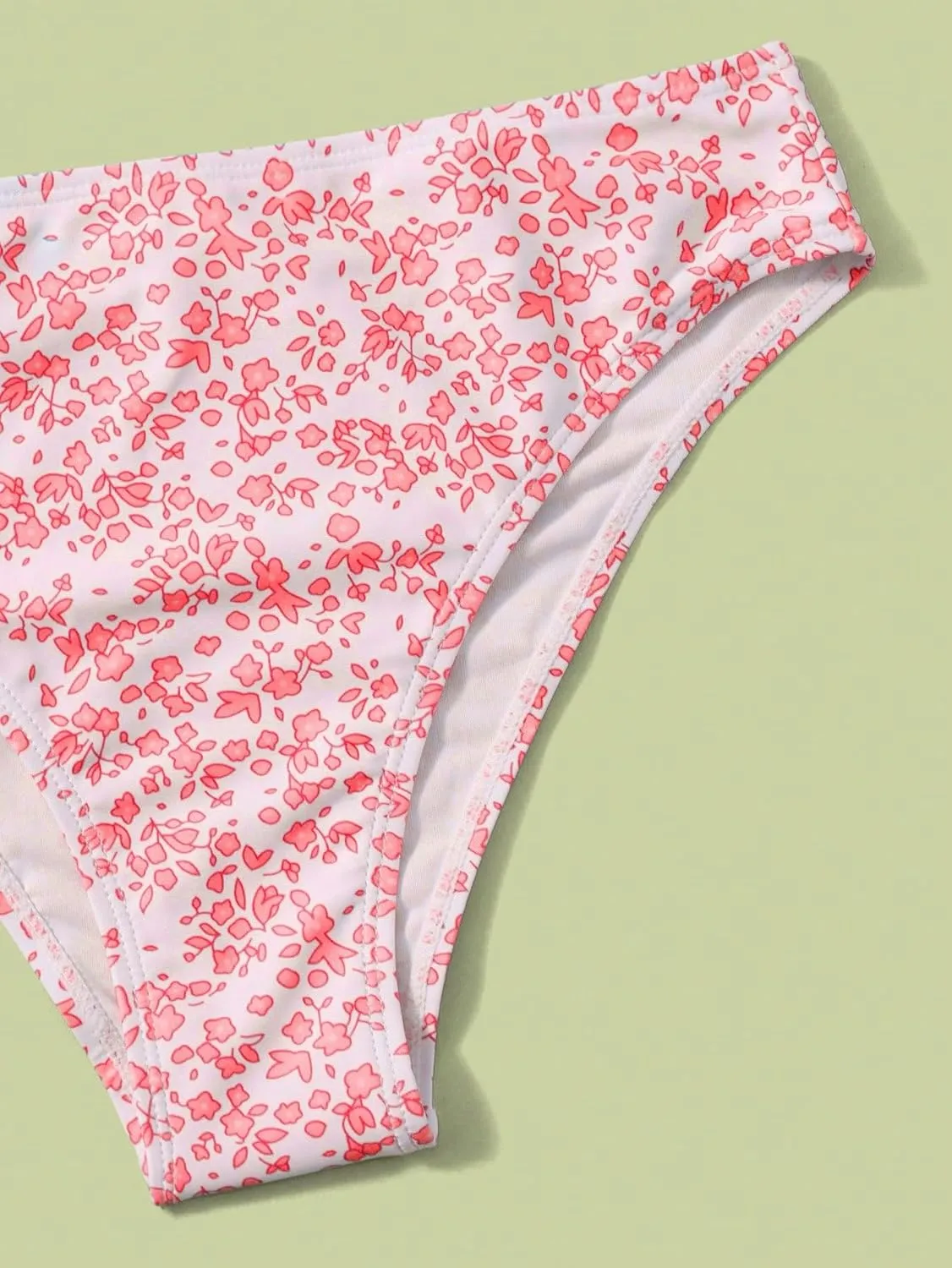 Girl's 2 Piece Swimsuits Disty Floral Ring Linked Bathing Suit Cute Bikini Sets