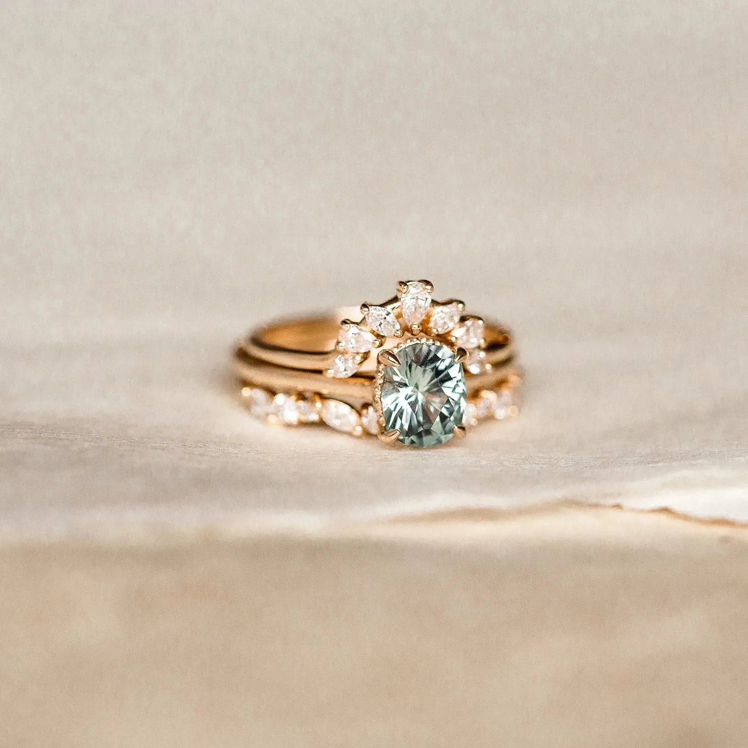 inspire one-of-a-kind - 14k yellow gold, round aqua blue oval
