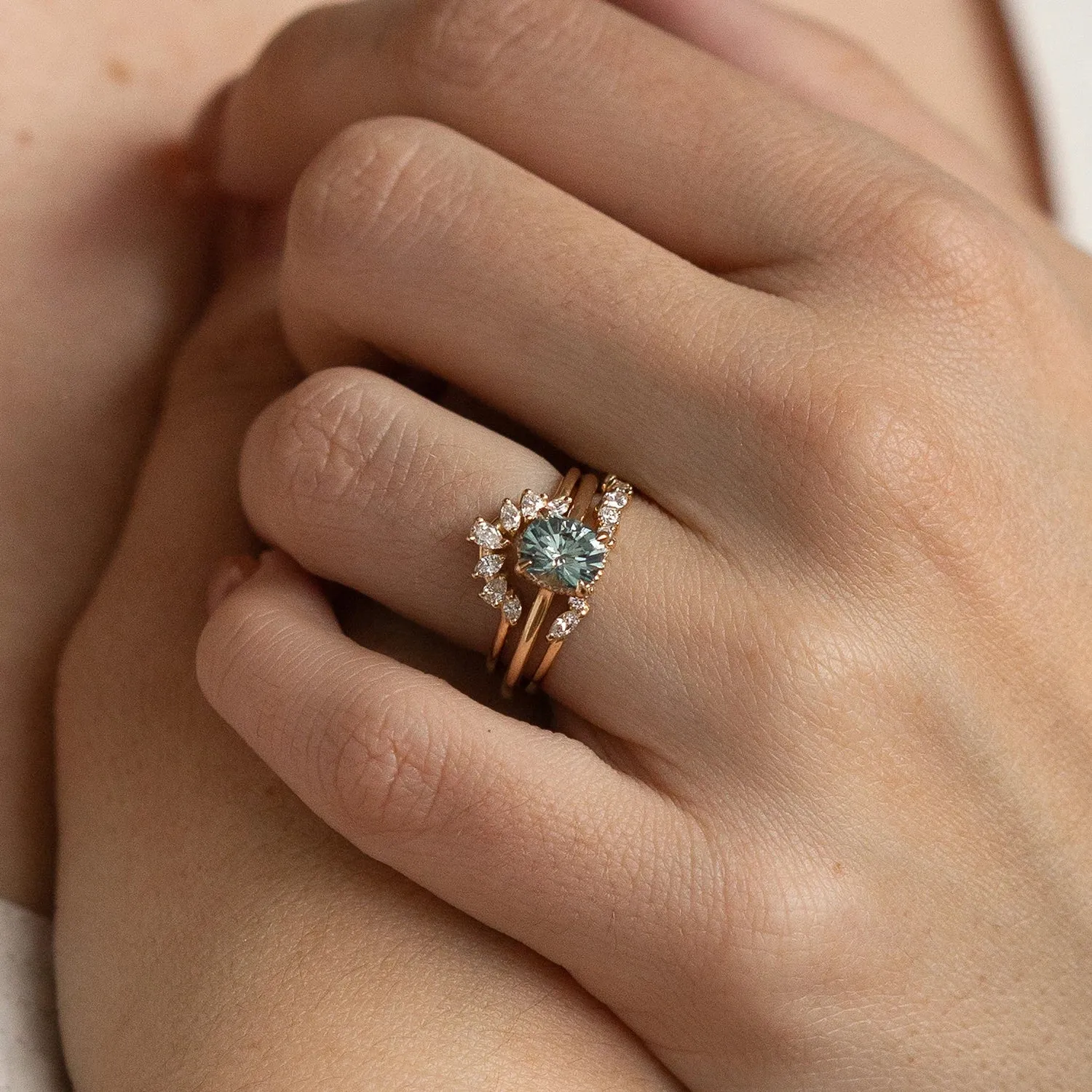 inspire one-of-a-kind - 14k yellow gold, round aqua blue oval