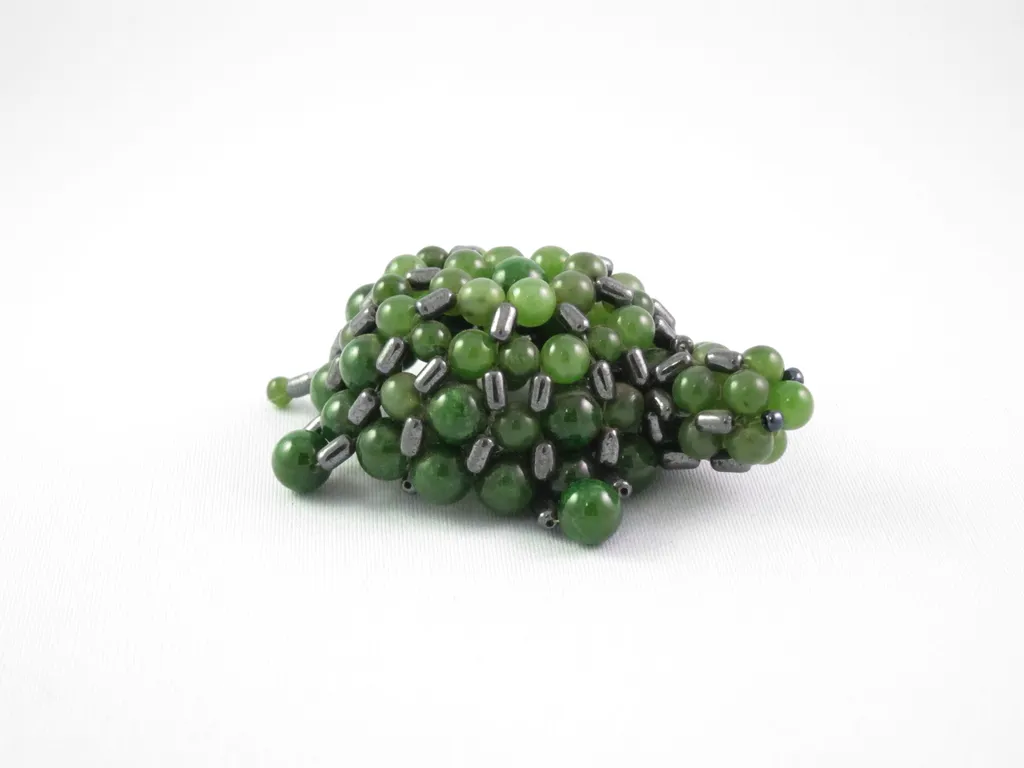 JADE TURTLE, BEADED