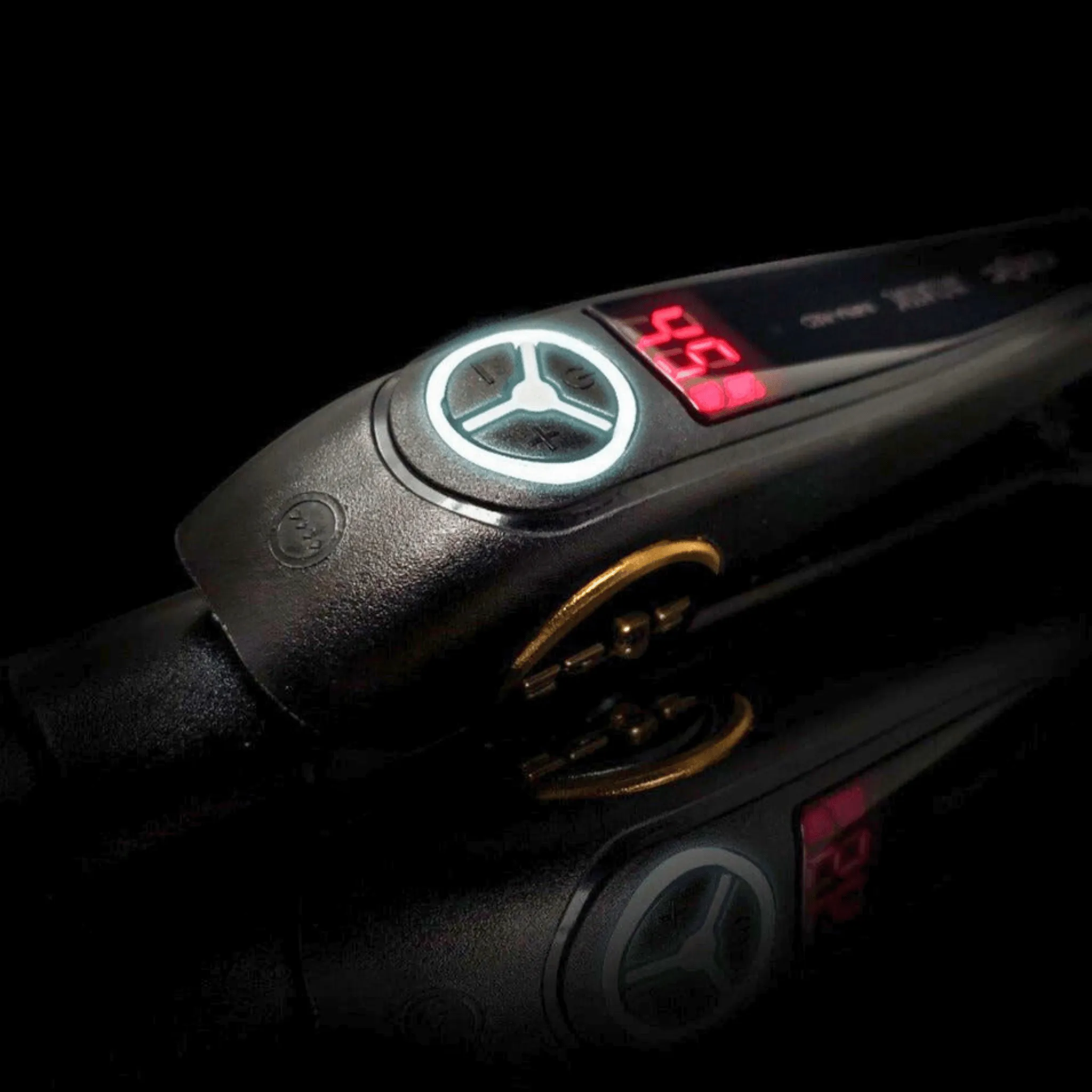 Masters Black Titanium Flat Iron 1.5"
