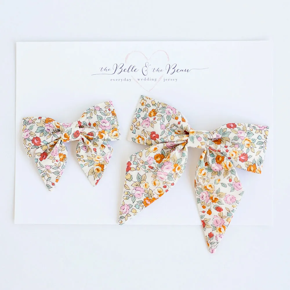 Men's Pocket Square / Blossoms In Yellow