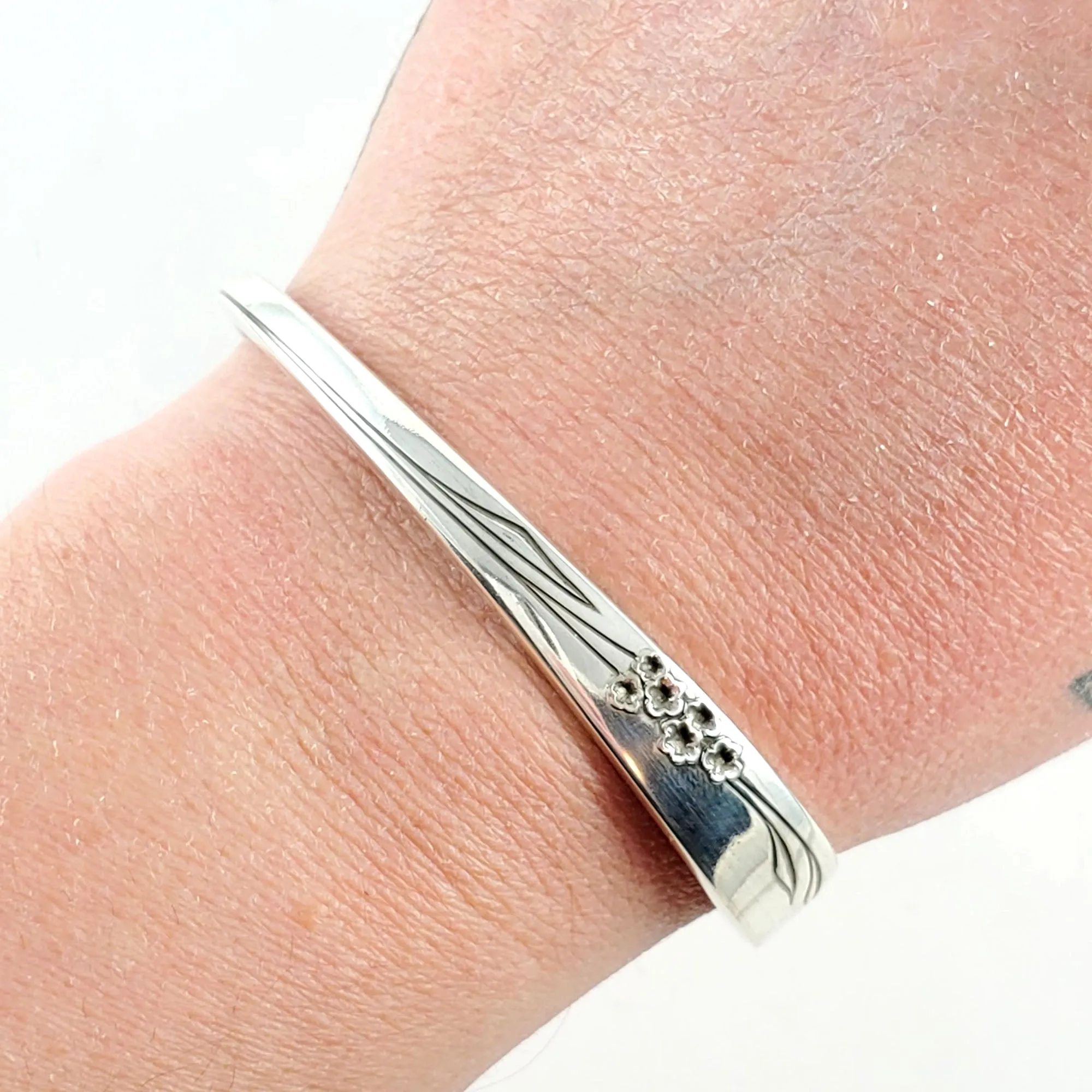 Oneida Gentle Rose Thin Spoon Bangle