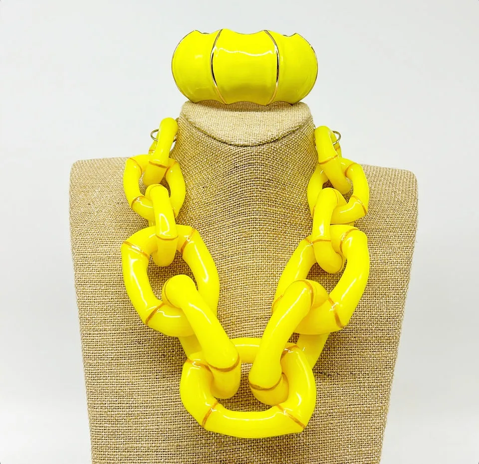 "The Lilly" - Yellow