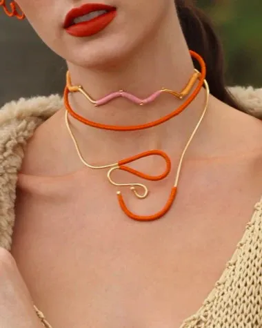 Sauce Threaded Choker Necklace in black/gold by Bamboleira